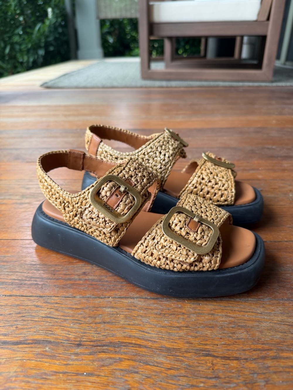 Tod's Woven Raffia Sandals